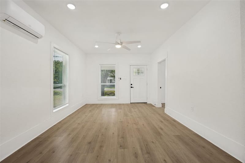 404 S Pearl Street, Trenton TX 75490 - Photo 8