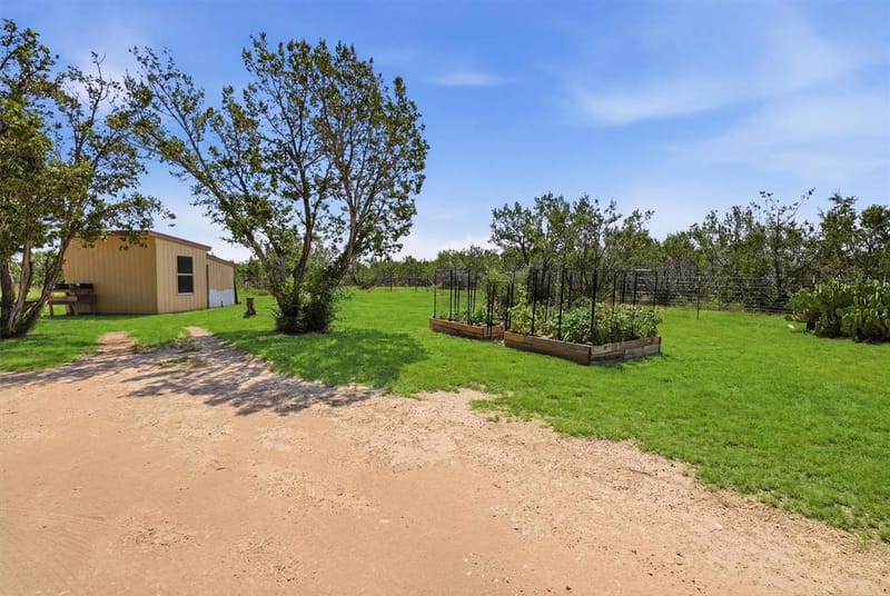 7801 Wd Court, Lipan TX 76462 - Photo 28