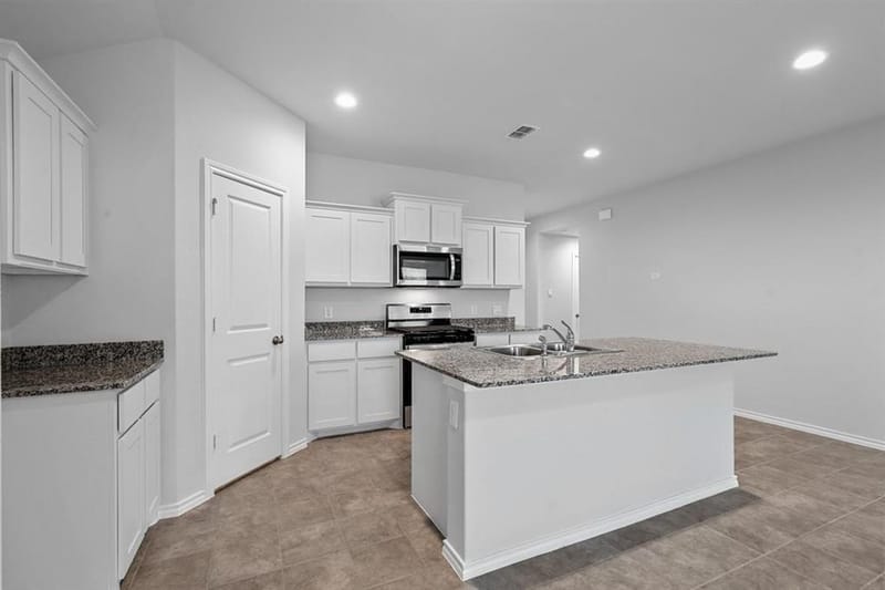 9413 Firedog Drive, Fort Worth TX 76131 - Photo 8
