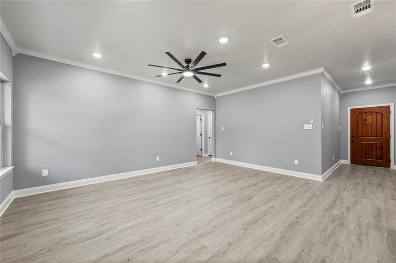3701 Manor Drive, Waco TX 76706 - Photo 2