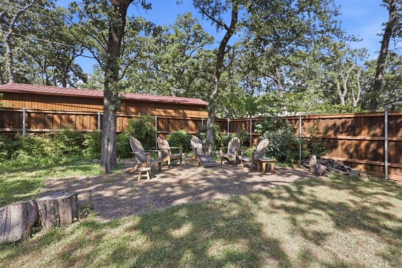 1308 W Redbud Drive, Hurst TX 76053 - Photo 21