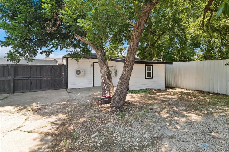 4201 Easter Avenue, Dallas TX 75216 - Photo 18