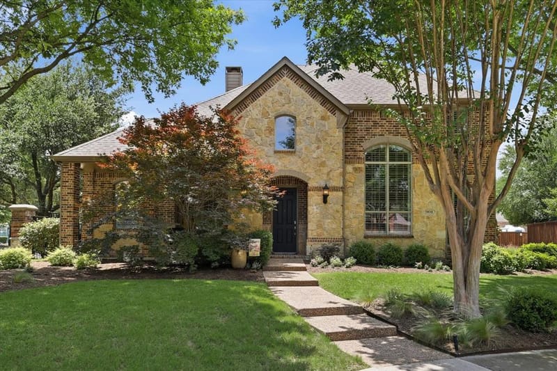 901 Foxworth Court, Allen TX 75013 - Photo 2