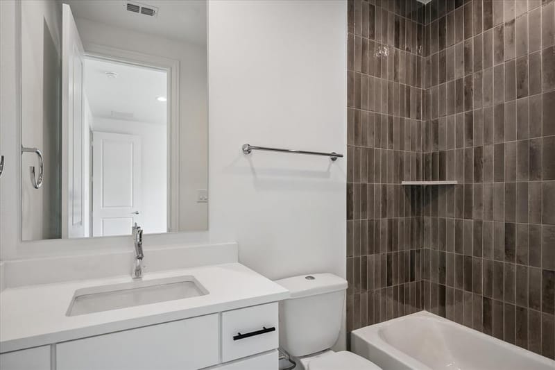 1382 E Crosby Road, Carrollton TX 75006 - Photo 12