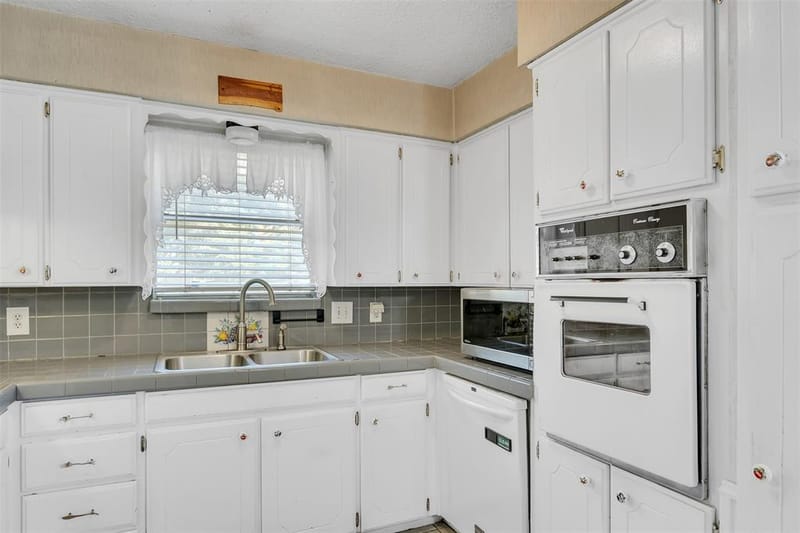 7616 Meadowbrook Drive, Watauga TX 76148 - Photo 31