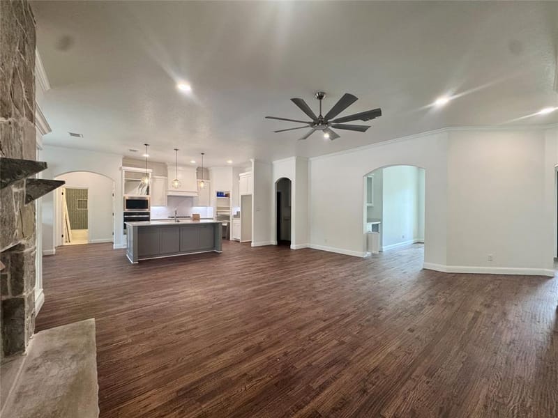5025 Glenoaks Court, Weatherford TX 76088 - Photo 9