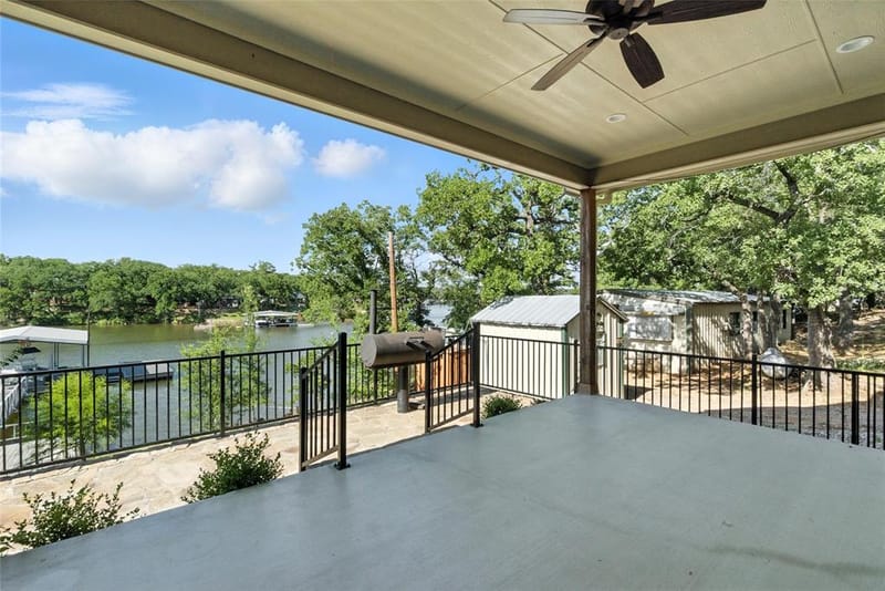 216 Private Road 1735, Chico TX 76431 - Photo 10
