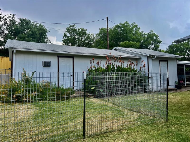 169 Glenn Street, Bluff Dale TX 76433 - Photo 23