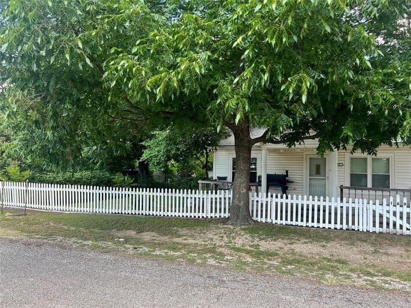 169 Glenn Street, Bluff Dale TX 76433 - Photo 2
