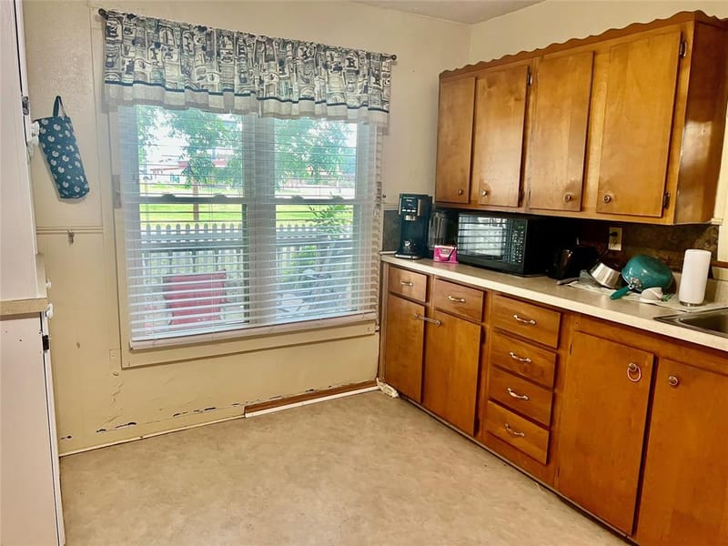 169 Glenn Street, Bluff Dale TX 76433 - Photo 15