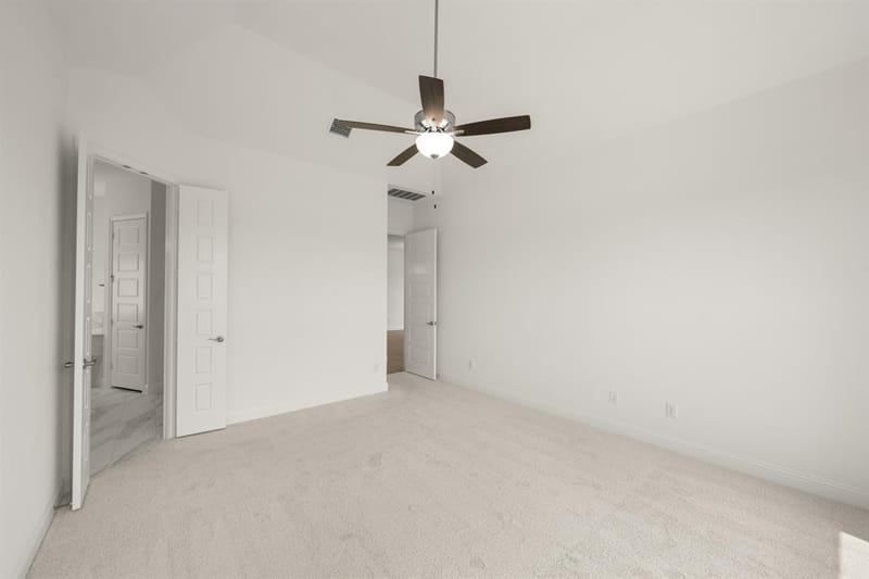 2662 Hot Springs Drive, Corinth TX 76210 - Photo 14
