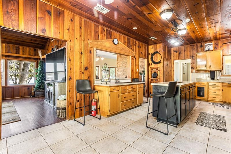 916 Kimbrough Road, Azle TX 76020 - Photo 13