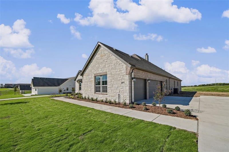 6524 Huron Drive, Blue Ridge TX 75424 - Photo 2