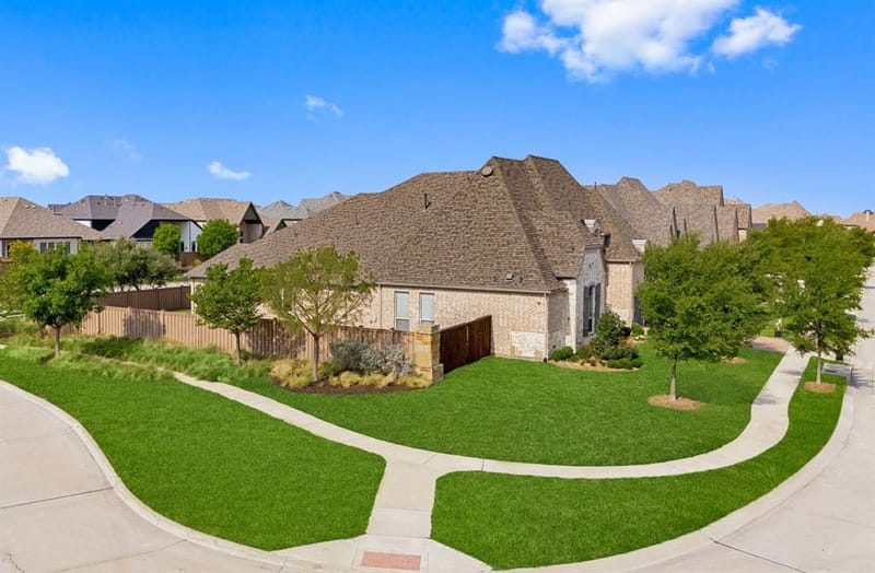 3925 Harrisburg Lane, Celina TX 75009 - Photo 2