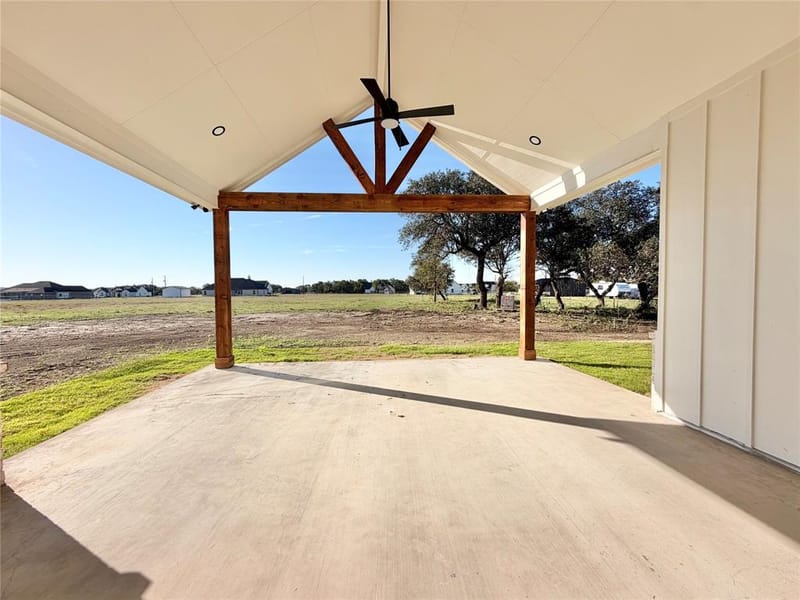2004 Collin Street, Weatherford TX 76085 - Photo 4
