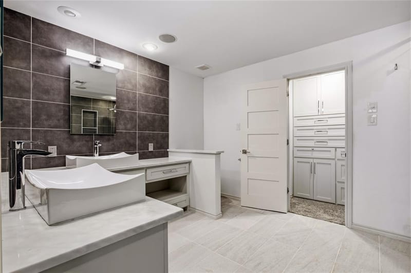 9178 Glen Springs Drive, Dallas TX 75243 - Photo 20