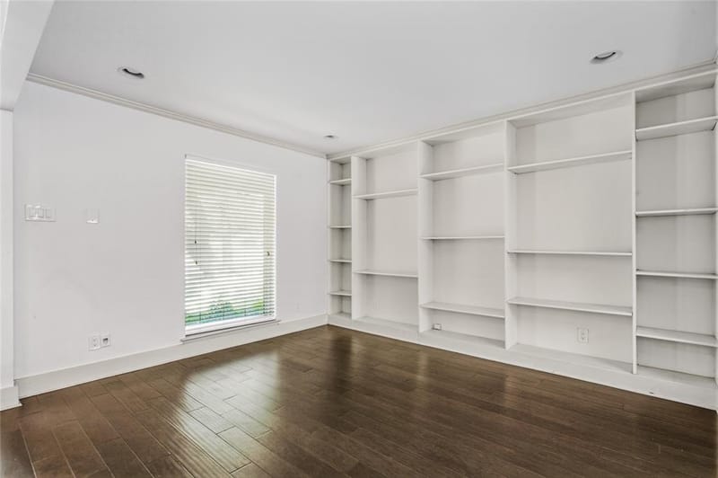 9178 Glen Springs Drive, Dallas TX 75243 - Photo 10