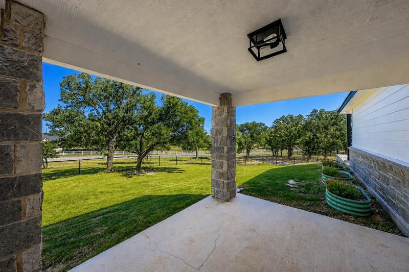 117 Rock Salt Drive, Springtown TX 76082 - Photo 31
