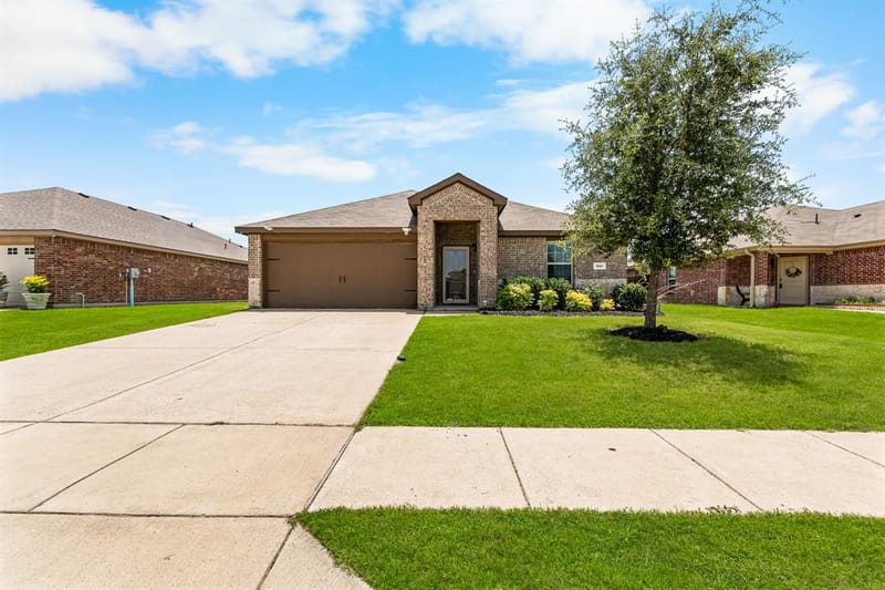 314 Silo Circle, Royse City TX 75189 - Photo 2