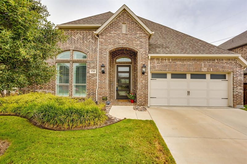 5705 Pope Creek Road, Fort Worth TX 76126 - Photo 2