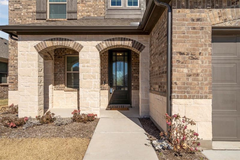1420 Escondido Drive, Fort Worth TX 76052 - Photo 3