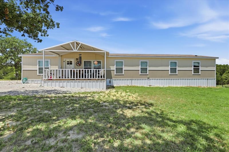 193 Firefly Drive, Springtown TX 76082 - Photo 3