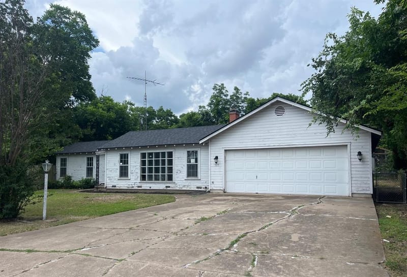 717 Tulane Street, Beverly Hills TX 76711