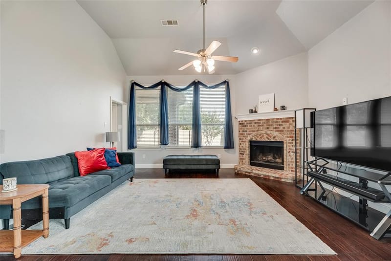 221 Bluefinch Drive, Little Elm TX 75068 - Photo 4
