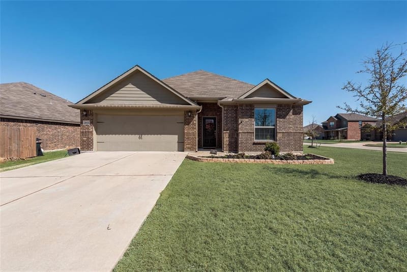 1837 Rialto Lane, Crowley TX 76036 - Photo 17