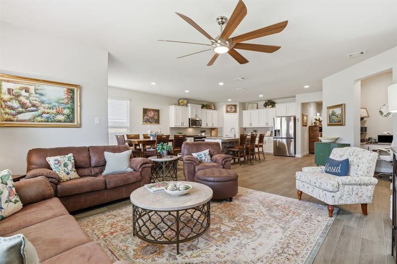 1104 Eastland Lane, Weatherford TX 76087 - Photo 5