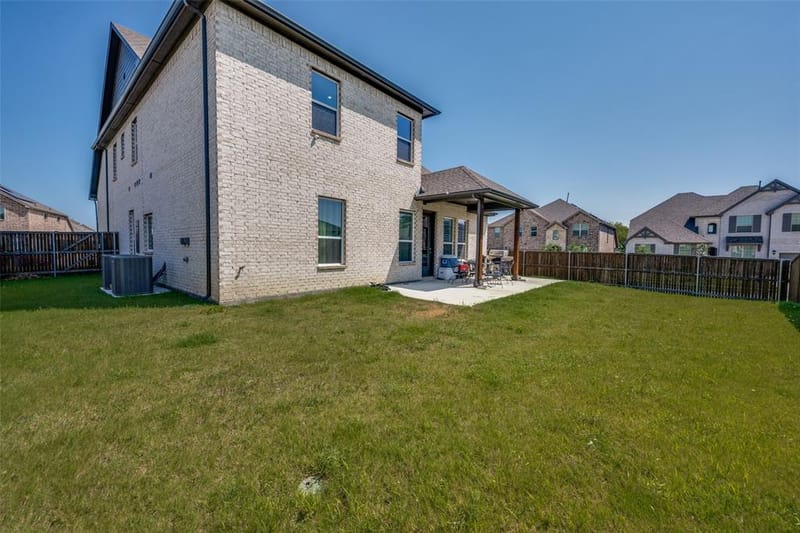 712 Matador Lane, Arlington TX 76002 - Photo 23