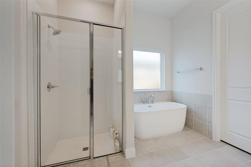712 Matador Lane, Arlington TX 76002 - Photo 12