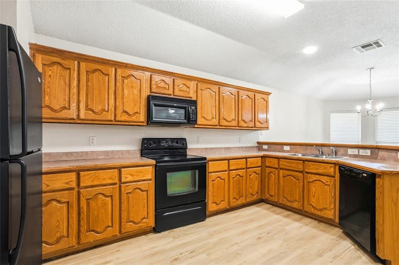 2612 Spencer Circle, Royse City TX 75189 - Photo 9