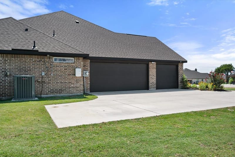 5013 Freestone Drive, Weatherford TX 76085 - Photo 3