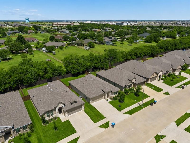 9916 Mescalbean Boulevard, Fort Worth TX 76036 - Photo 23