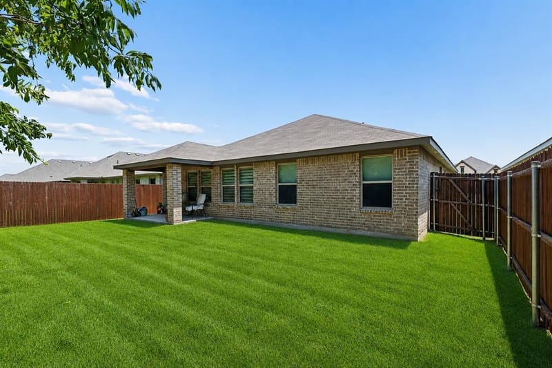 9916 Mescalbean Boulevard, Fort Worth TX 76036 - Photo 22