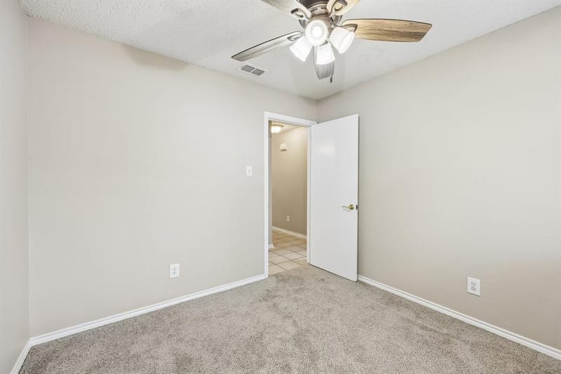 3211 Brookview Drive, Corinth TX 76210 - Photo 14