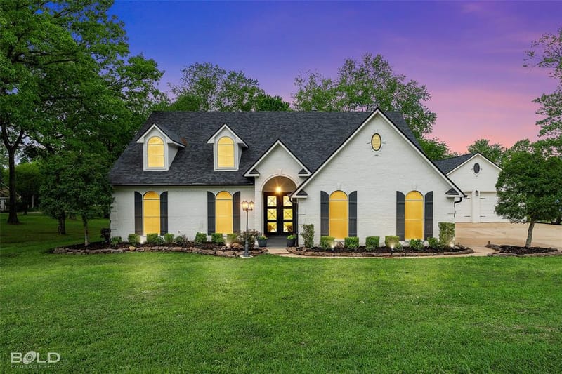 1957 Leeward Cove, Benton LA 71006