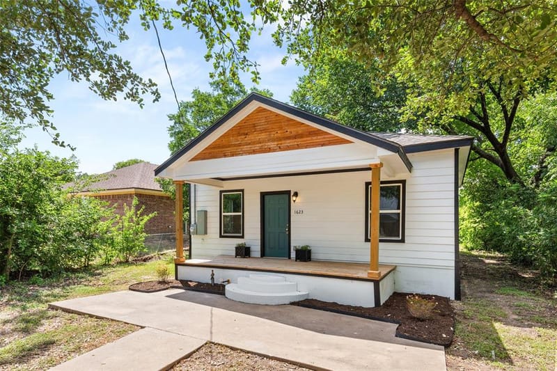 1623 Burnett Avenue, Waco TX 76706 - Photo 2