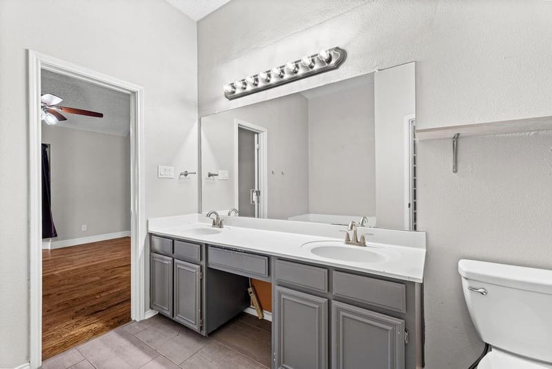 622 Mission Hills Drive, Arlington TX 76018 - Photo 22