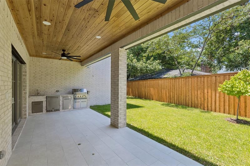 6729 Ravendale Lane, Dallas TX 75214 - Photo 11