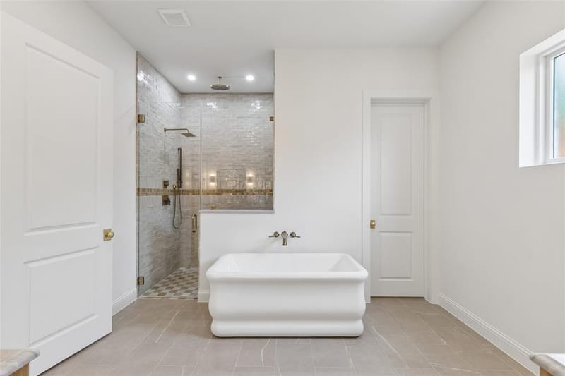 6729 Ravendale Lane, Dallas TX 75214 - Photo 19