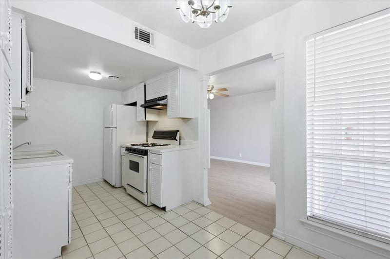 15918 Club Crest Drive # 2111, Dallas TX 75248 - Photo 7