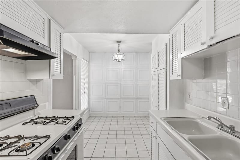 15918 Club Crest Drive # 2111, Dallas TX 75248 - Photo 9