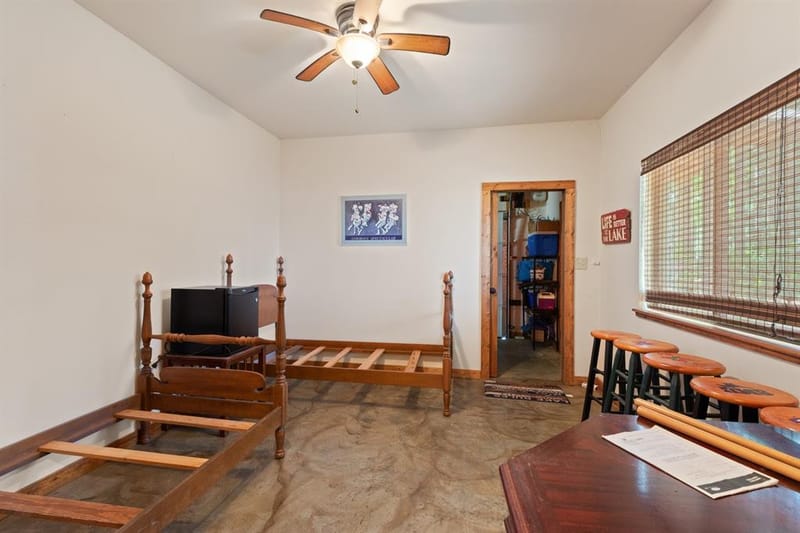 400 Windy Point Drive, Mount Vernon TX 75457 - Photo 22