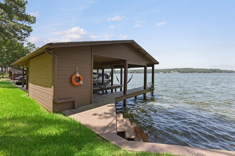400 Windy Point Drive, Mount Vernon TX 75457 - Photo 32
