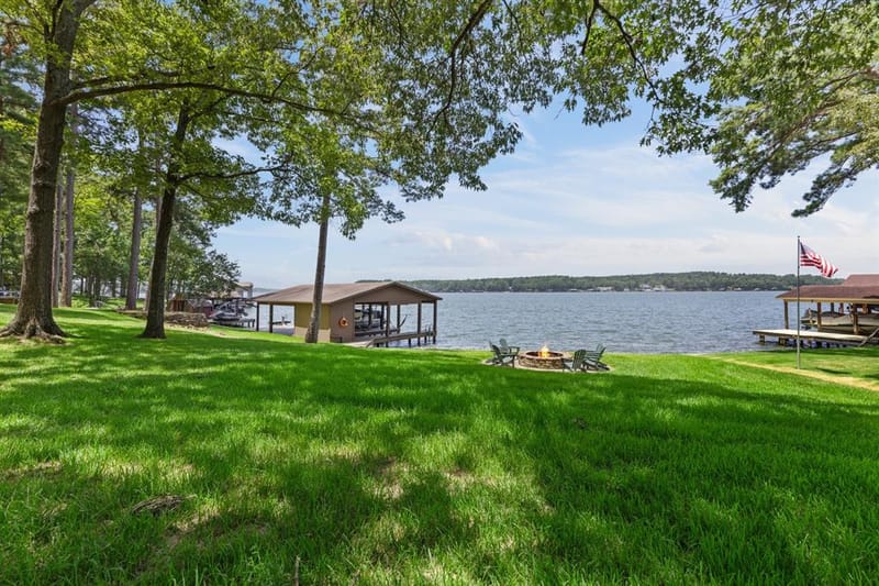 400 Windy Point Drive, Mount Vernon TX 75457 - Photo 28