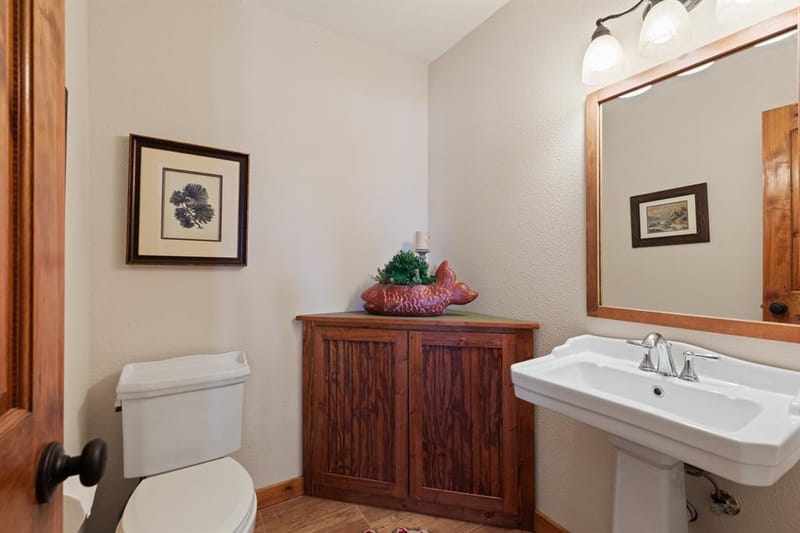 400 Windy Point Drive, Mount Vernon TX 75457 - Photo 20