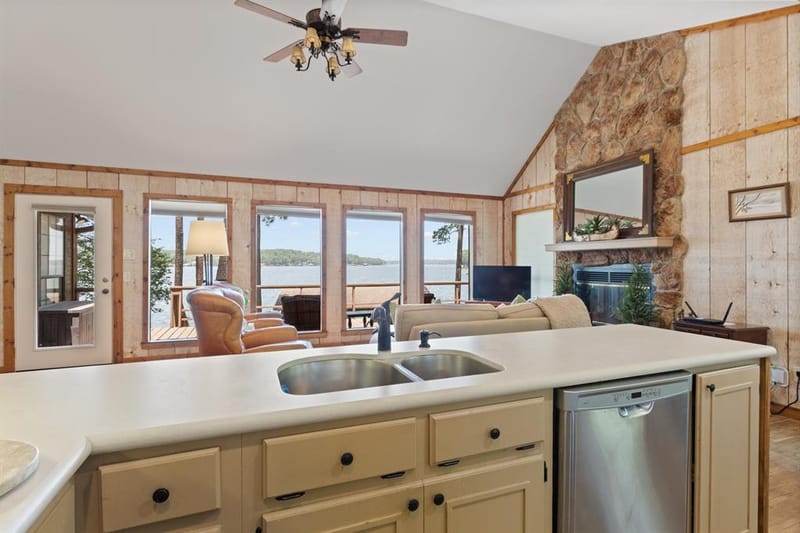 400 Windy Point Drive, Mount Vernon TX 75457 - Photo 11