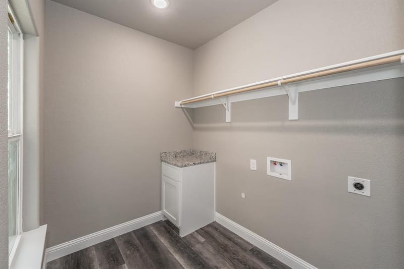 708 Elba Street, Bowie TX 76230 - Photo 14